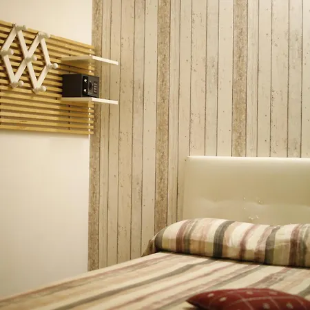 Smile Aosta 게스트하우스 사레